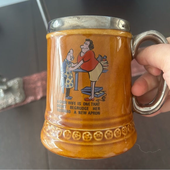 Lord & Taylor Pottery  Vintage Ceramic 24oz Beer Stein with Silver Handle - Picture 5 of 8